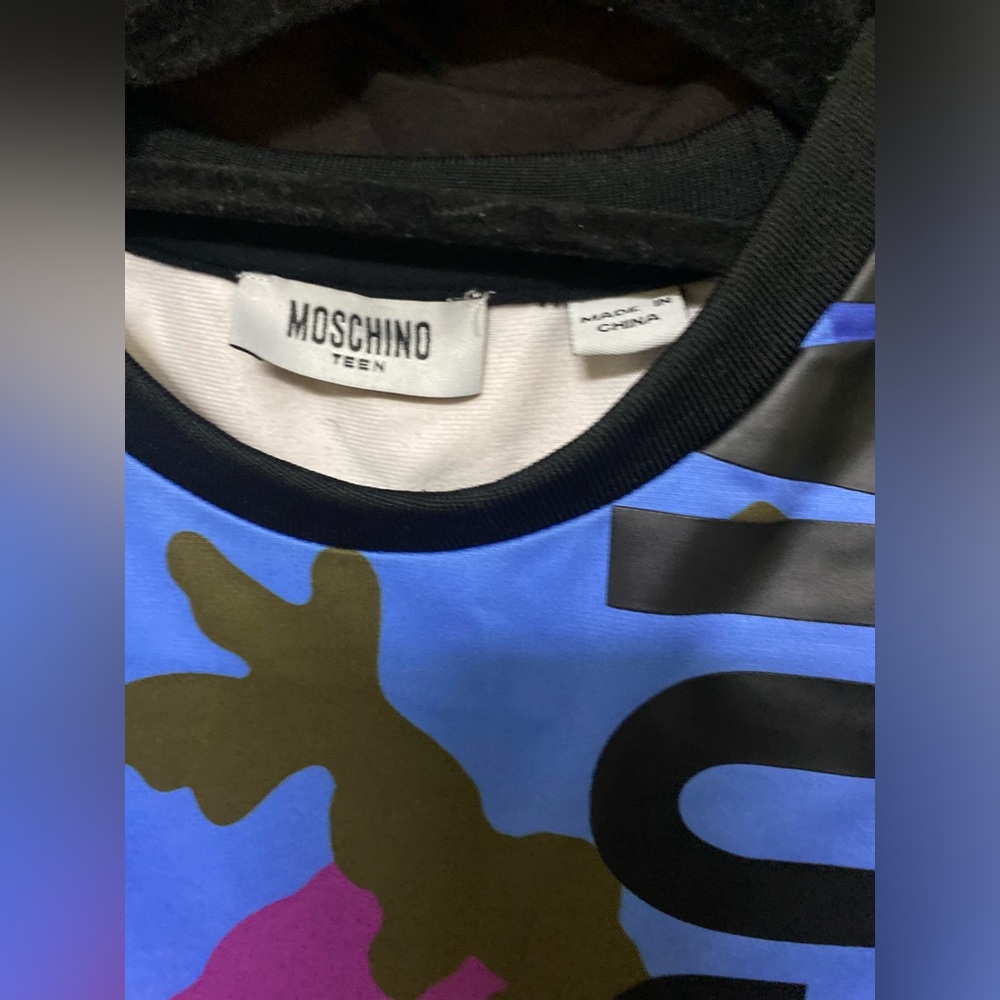 Designer sweater - Picture 2 of 8